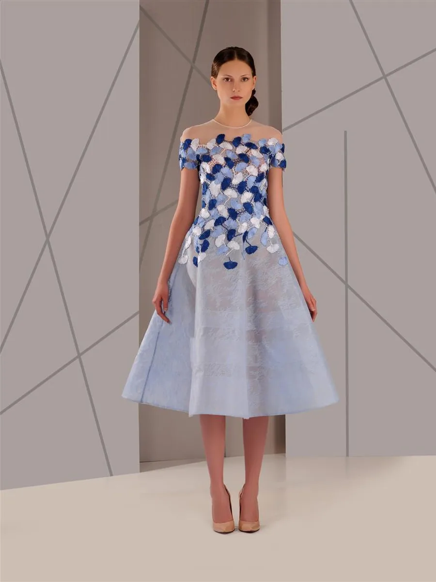 Look 16