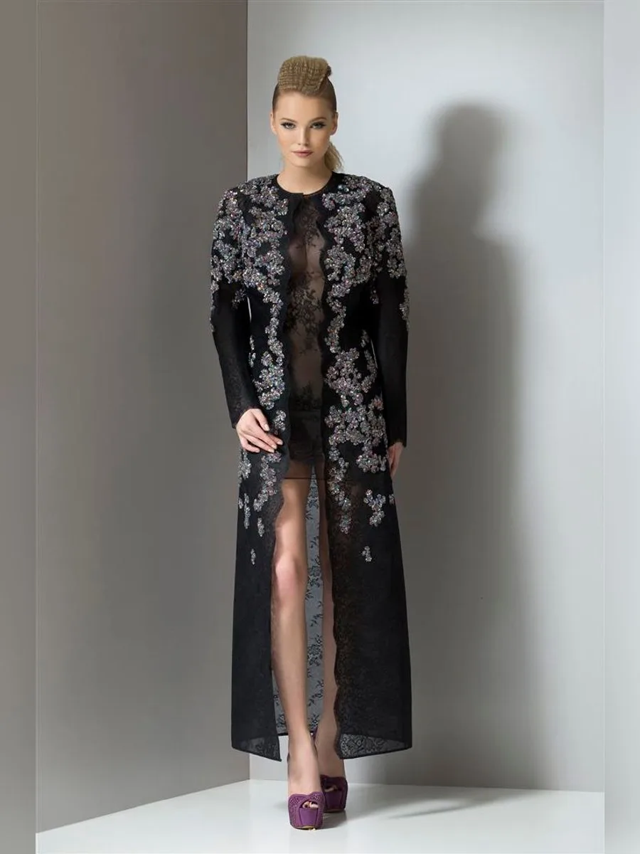 Look 16