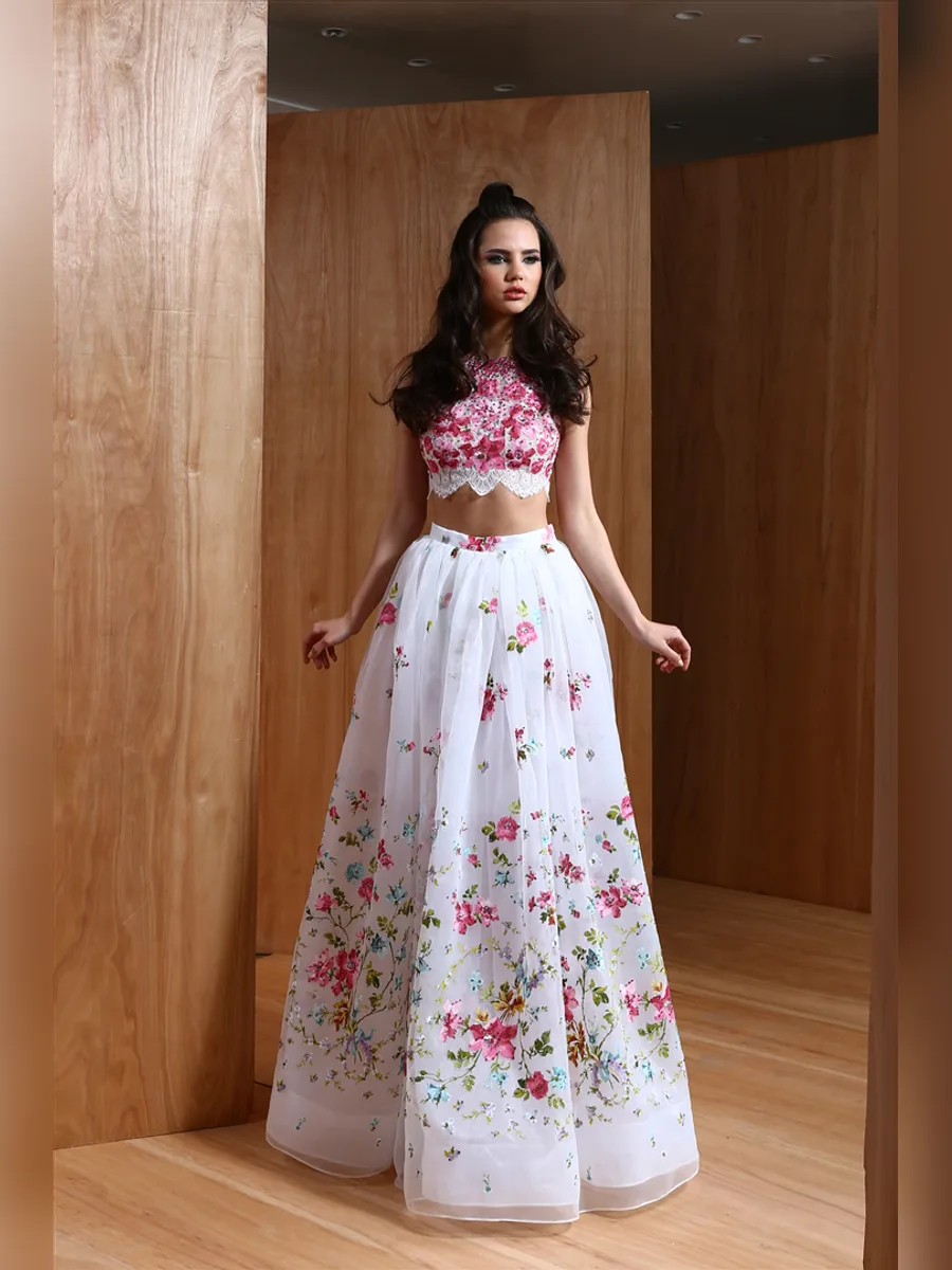 Look 19