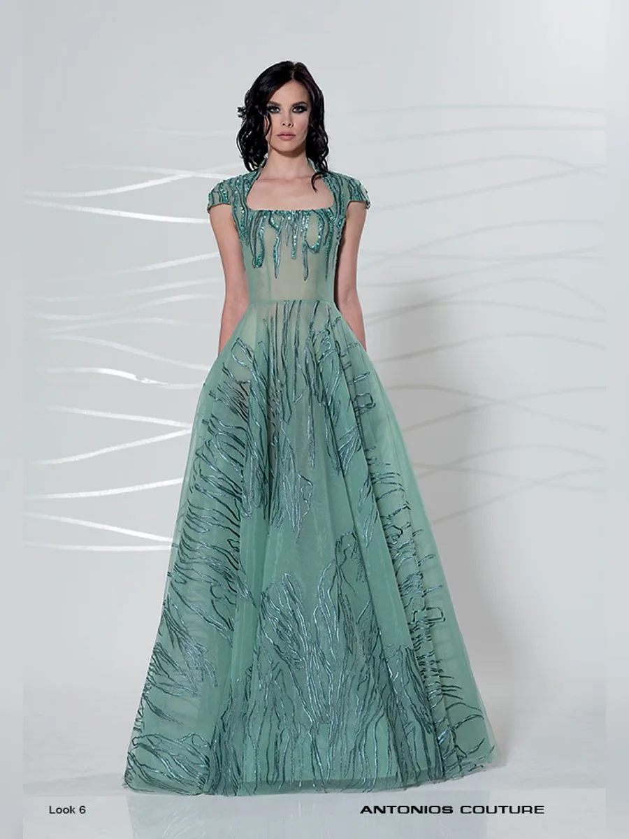 Look 12