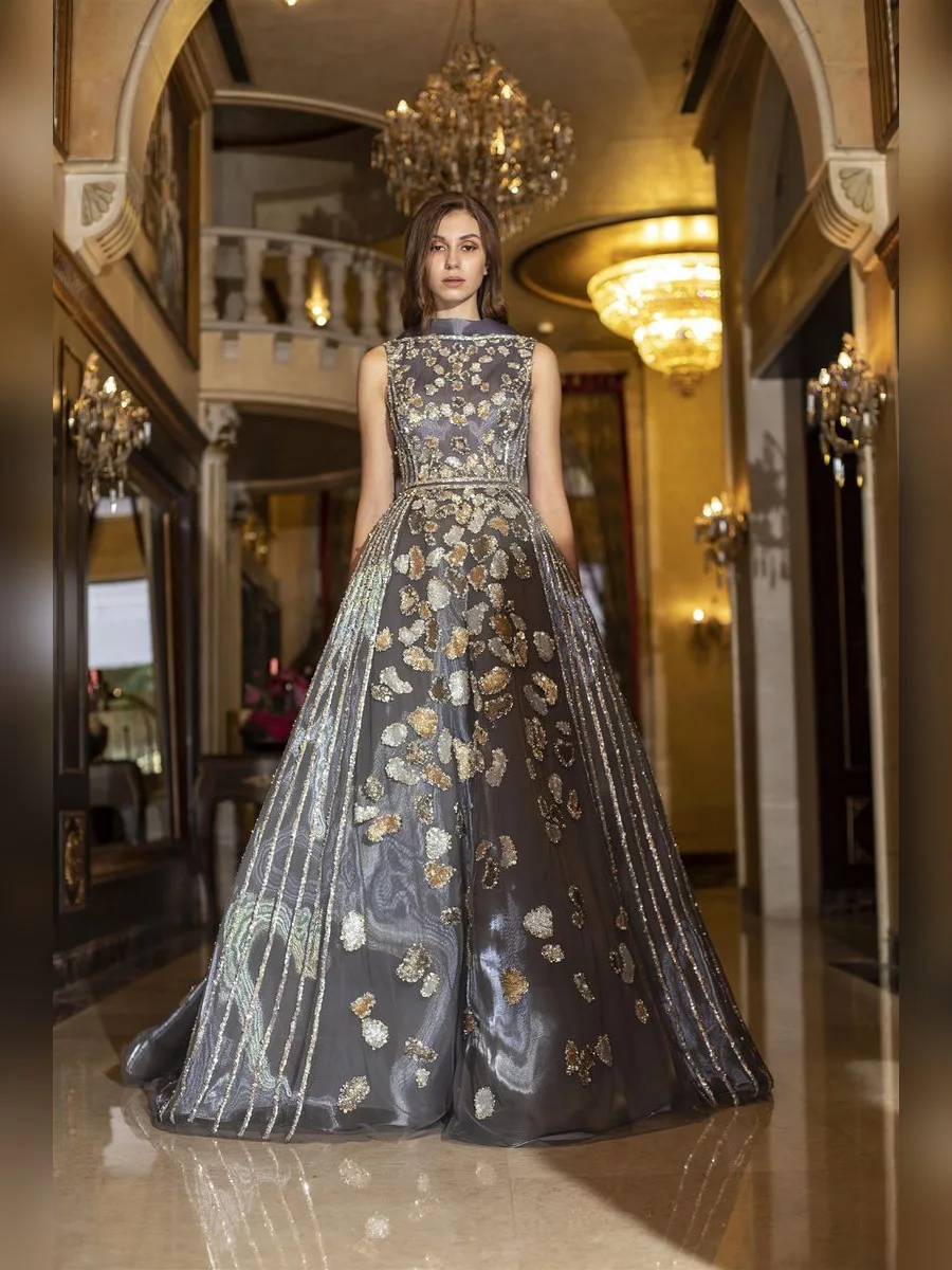 Look 11