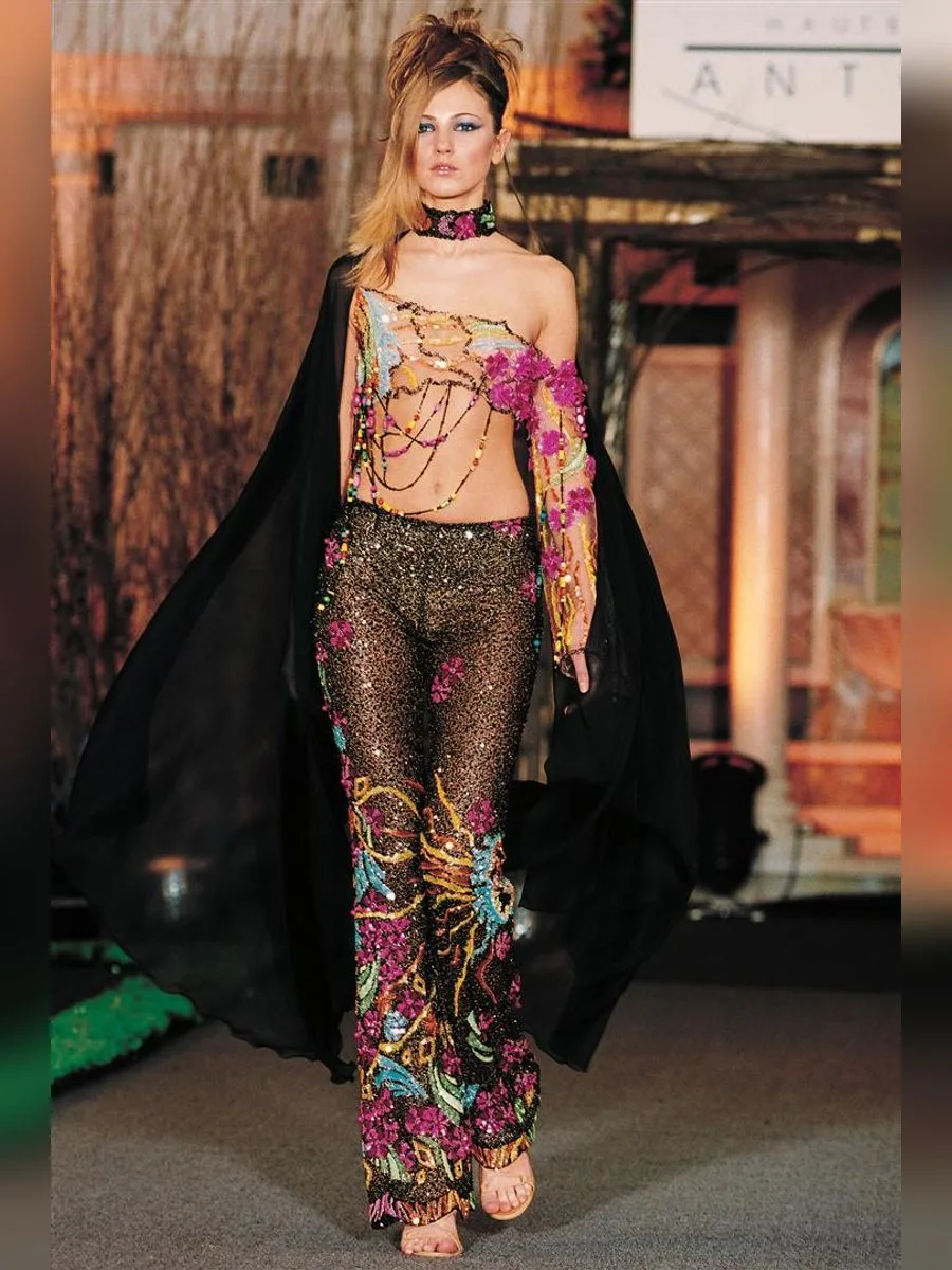 Look 3