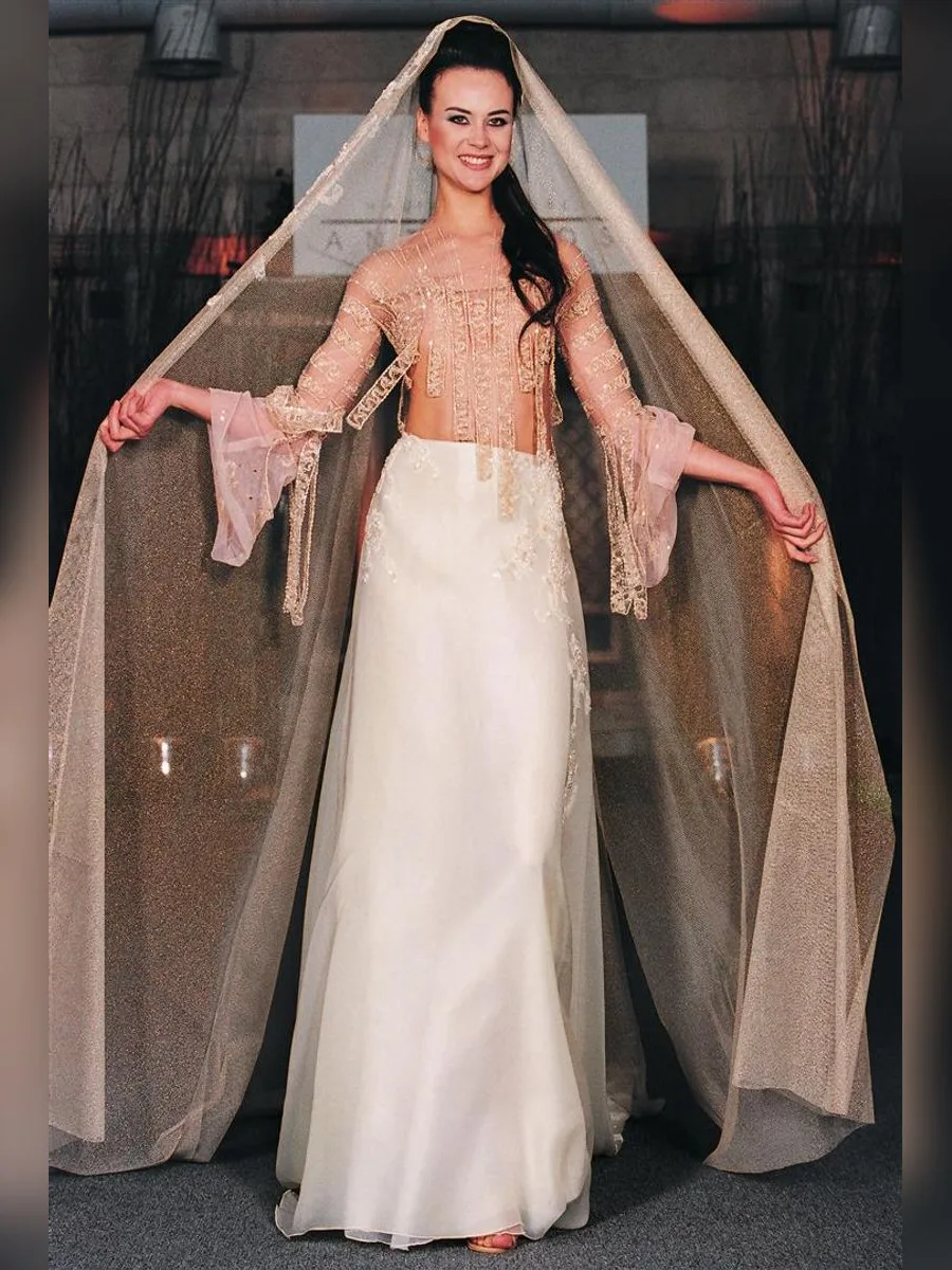 Look 15