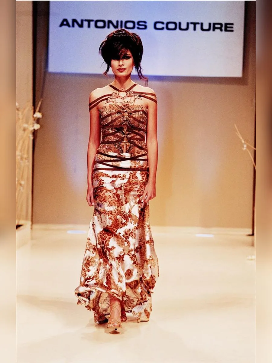 Look 11