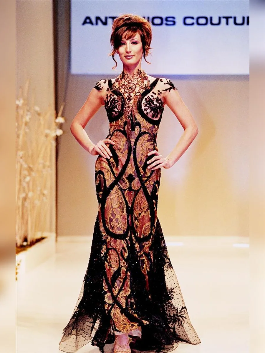 Look 15