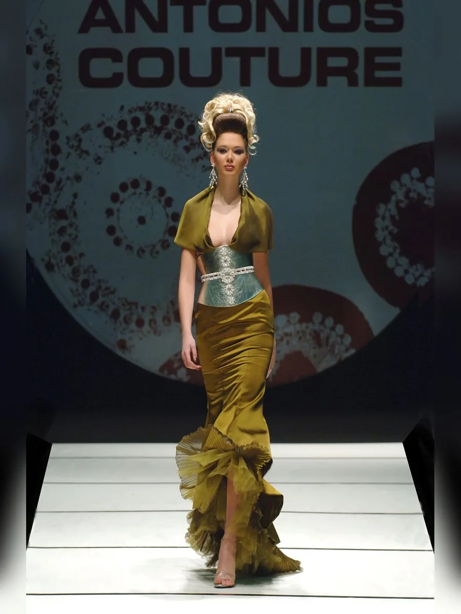Look 11