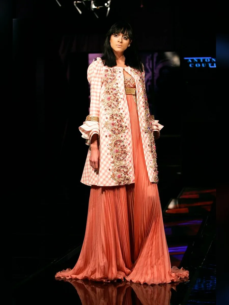 Look 24
