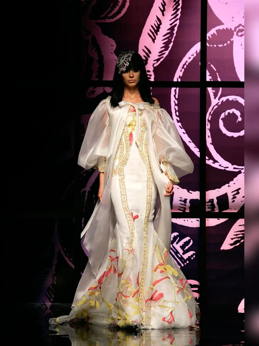 Look 32