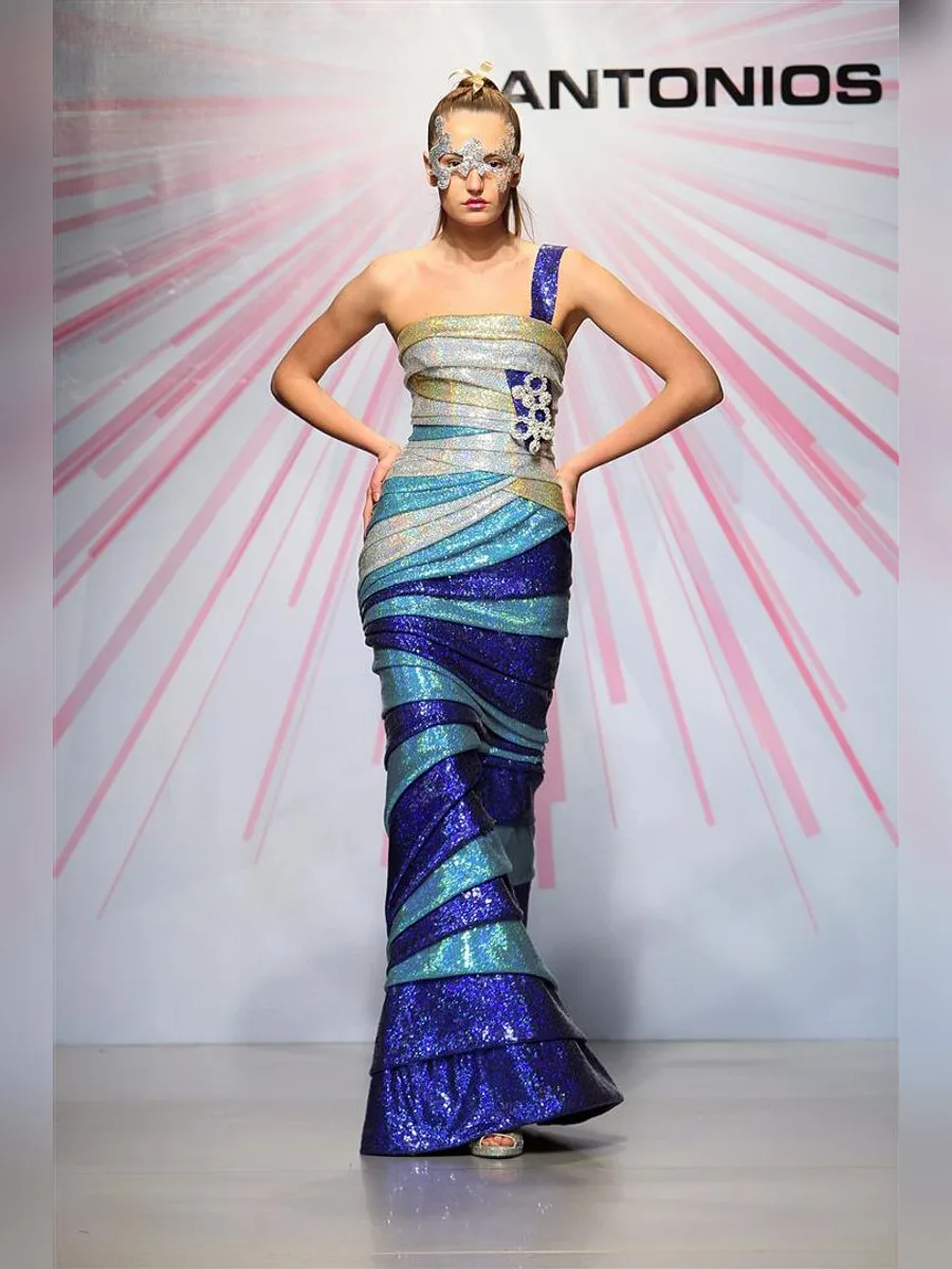 Look 15