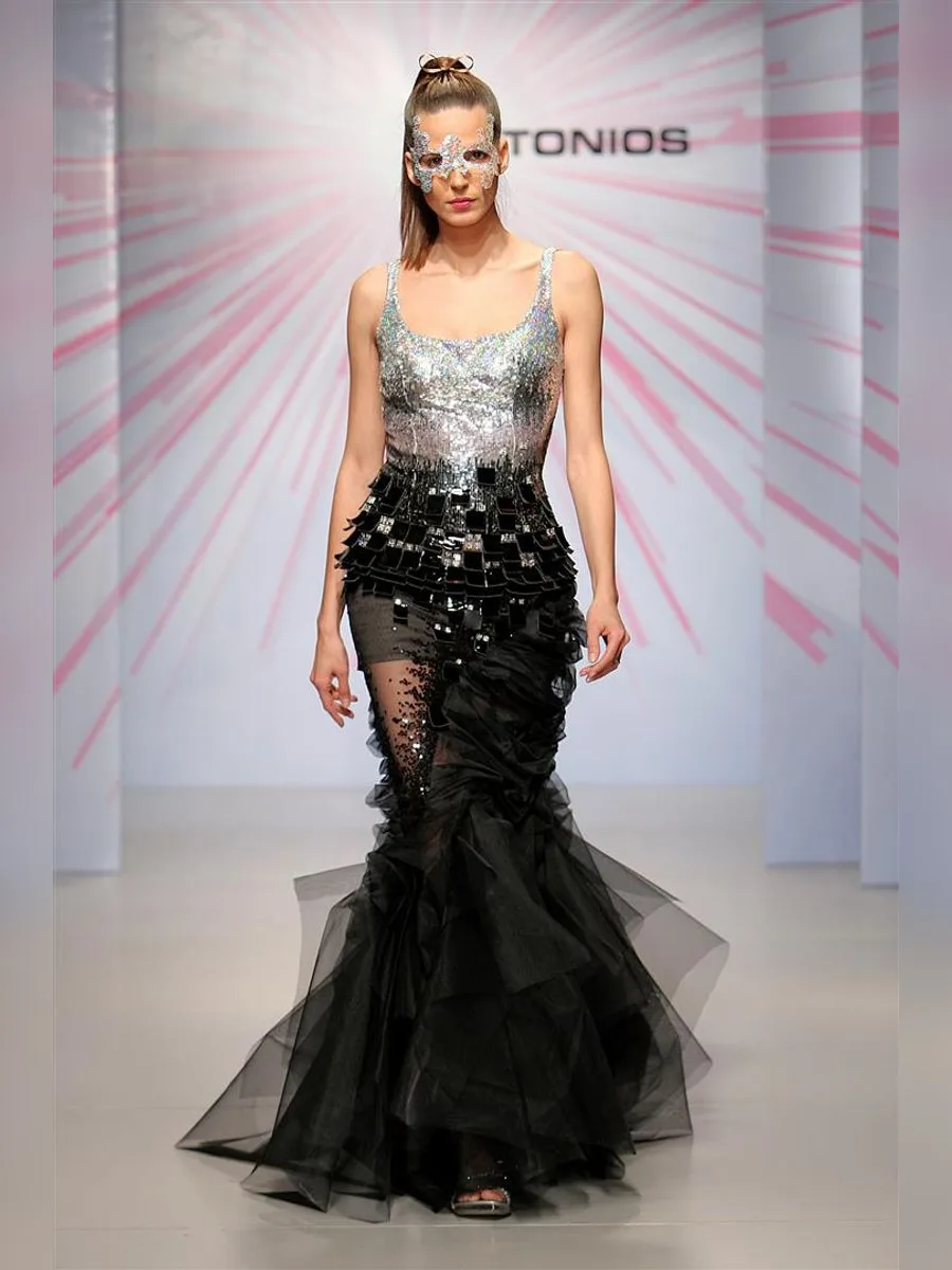 Look 18