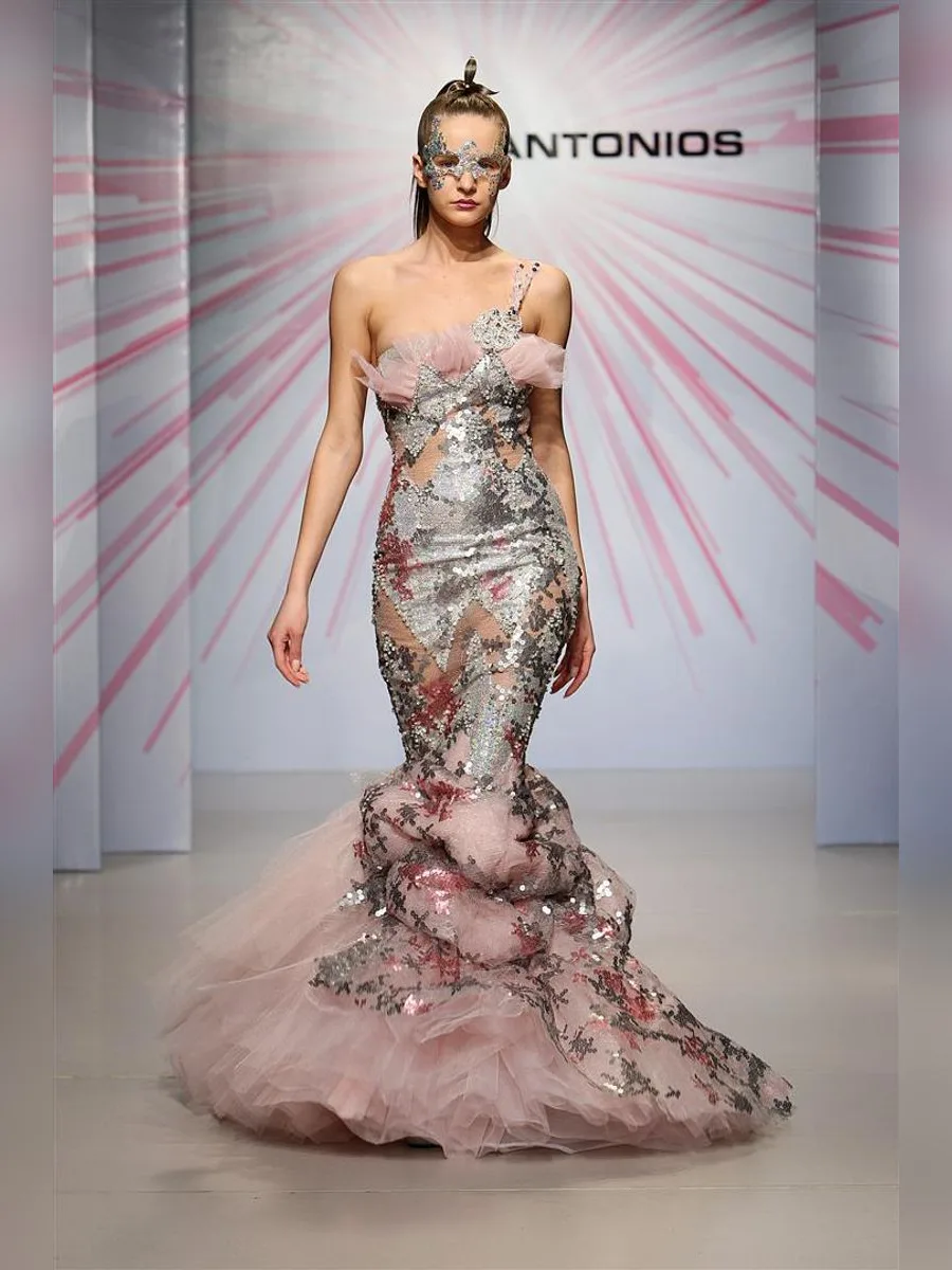 Look 19