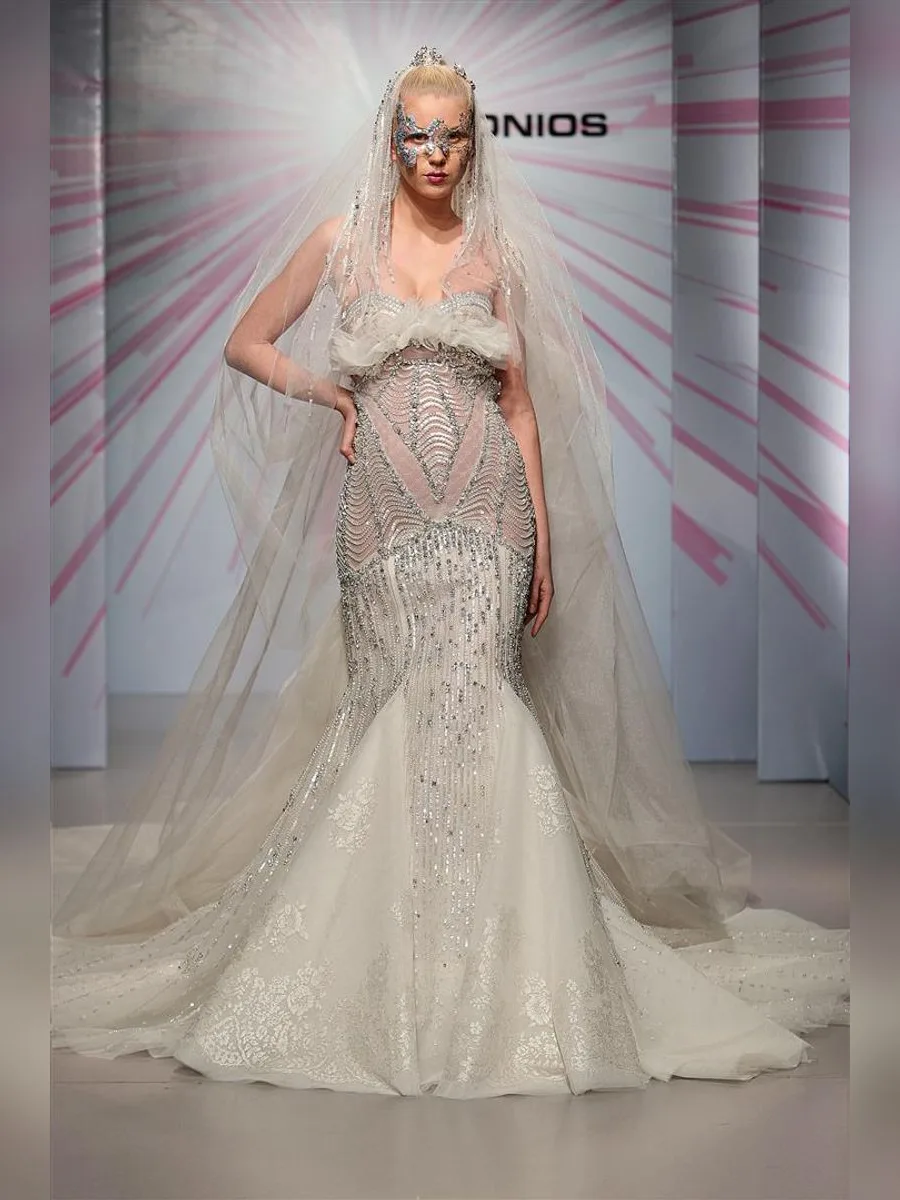 Look 32