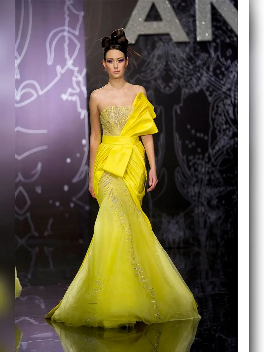 Look 10