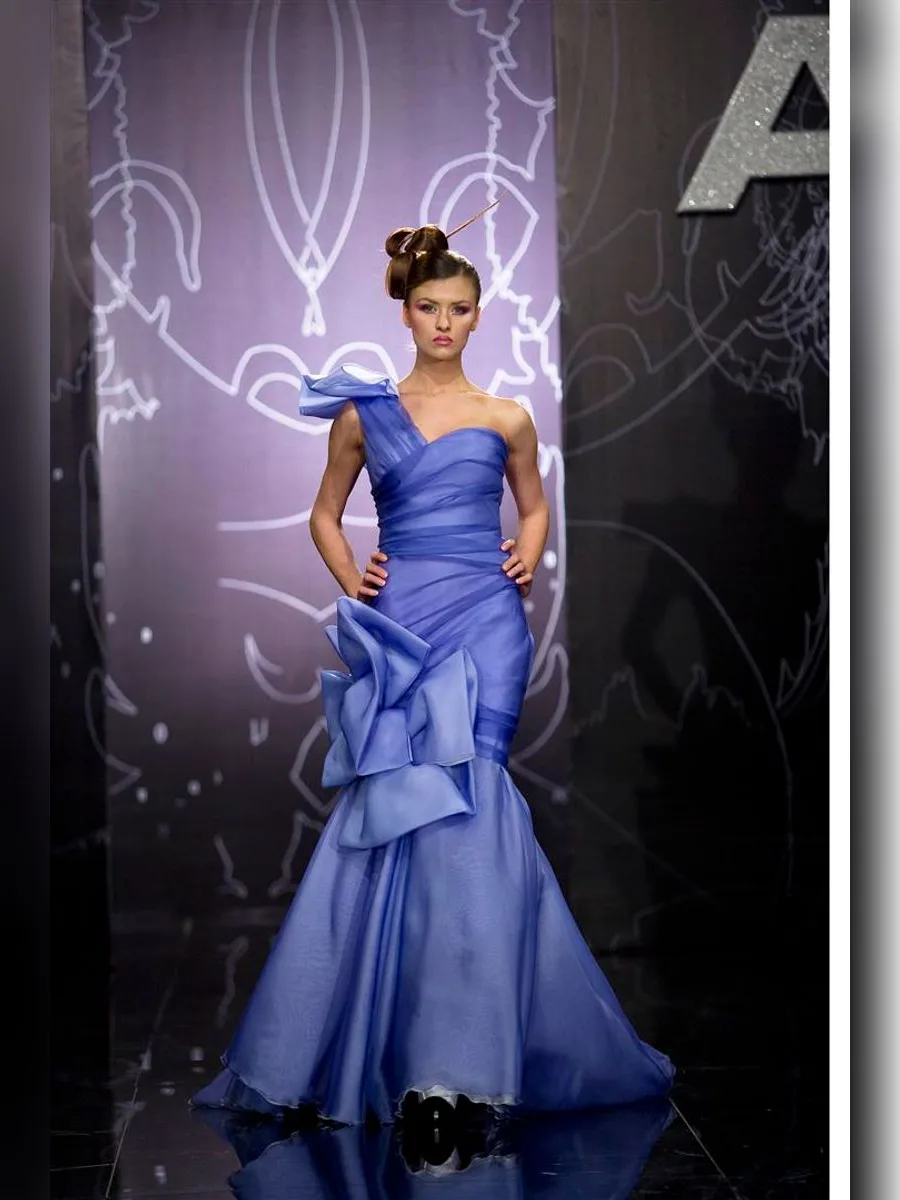 Look 19