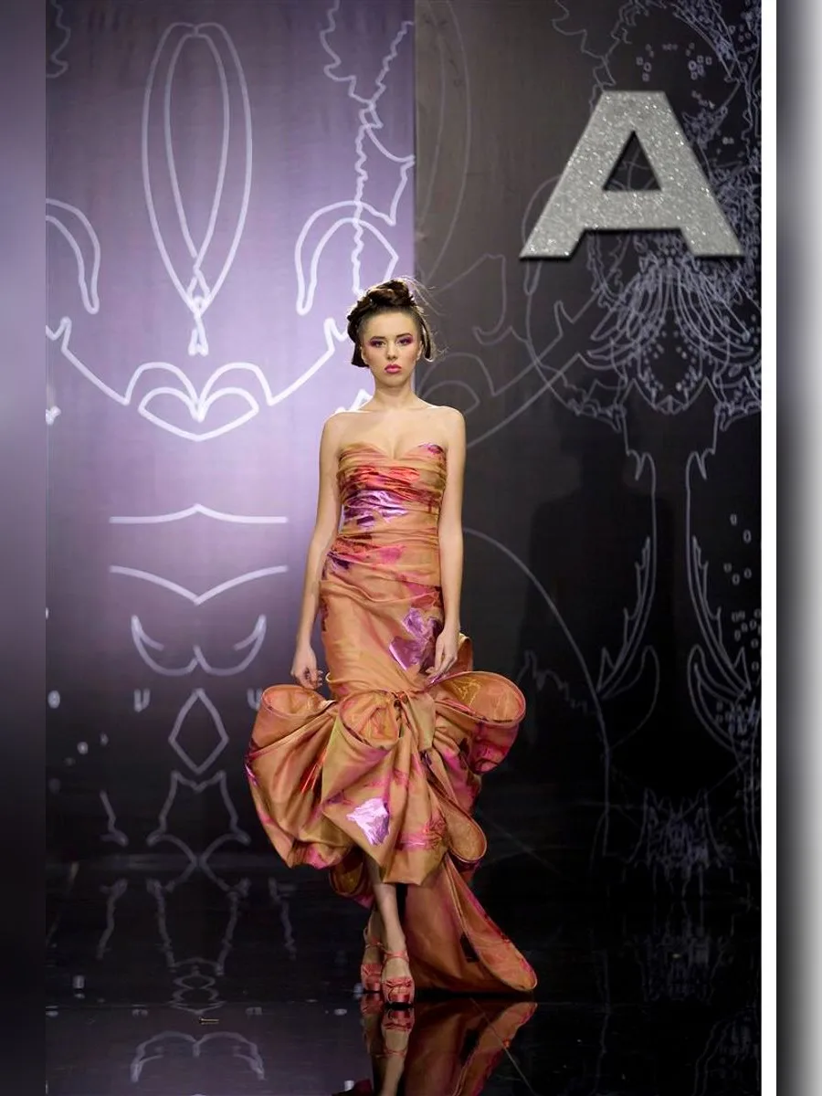Look 28