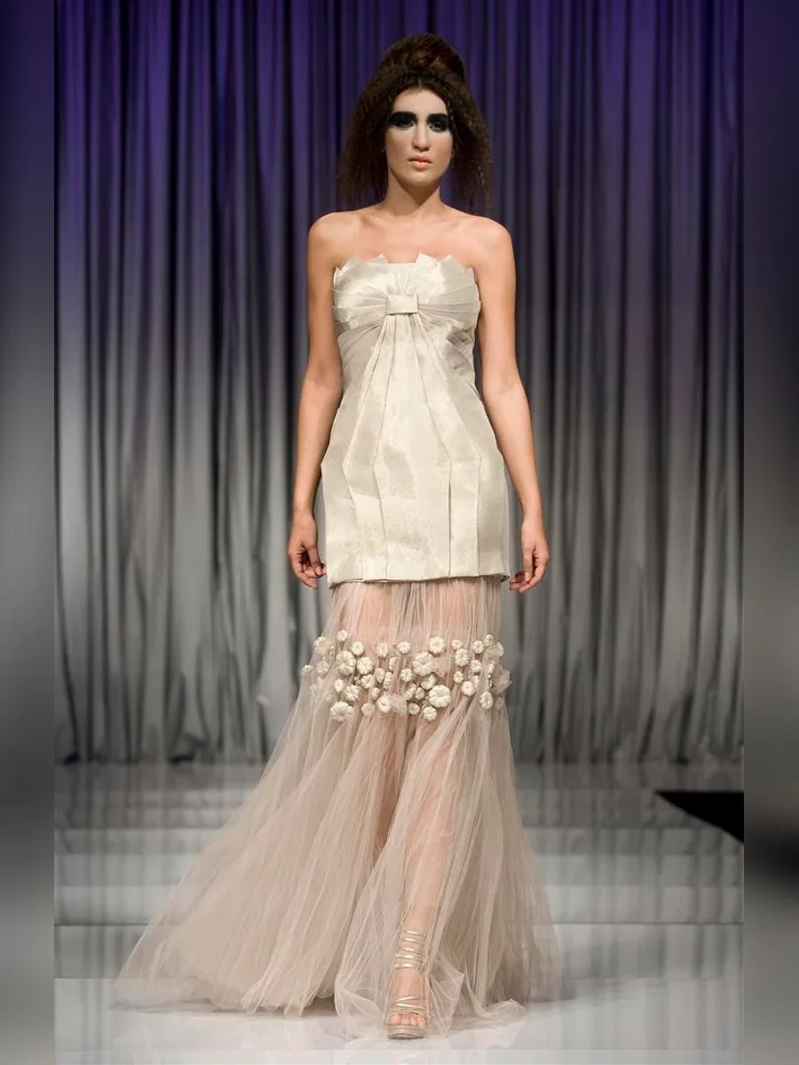 Look 15