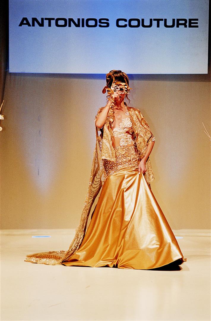 Spring Summer 2004 32