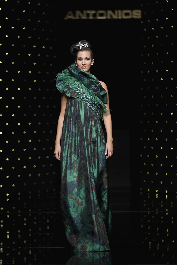 Fall Winter 2008 23